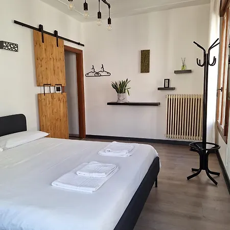 Dga Loft In Center A Few Steps From Squares Appartement